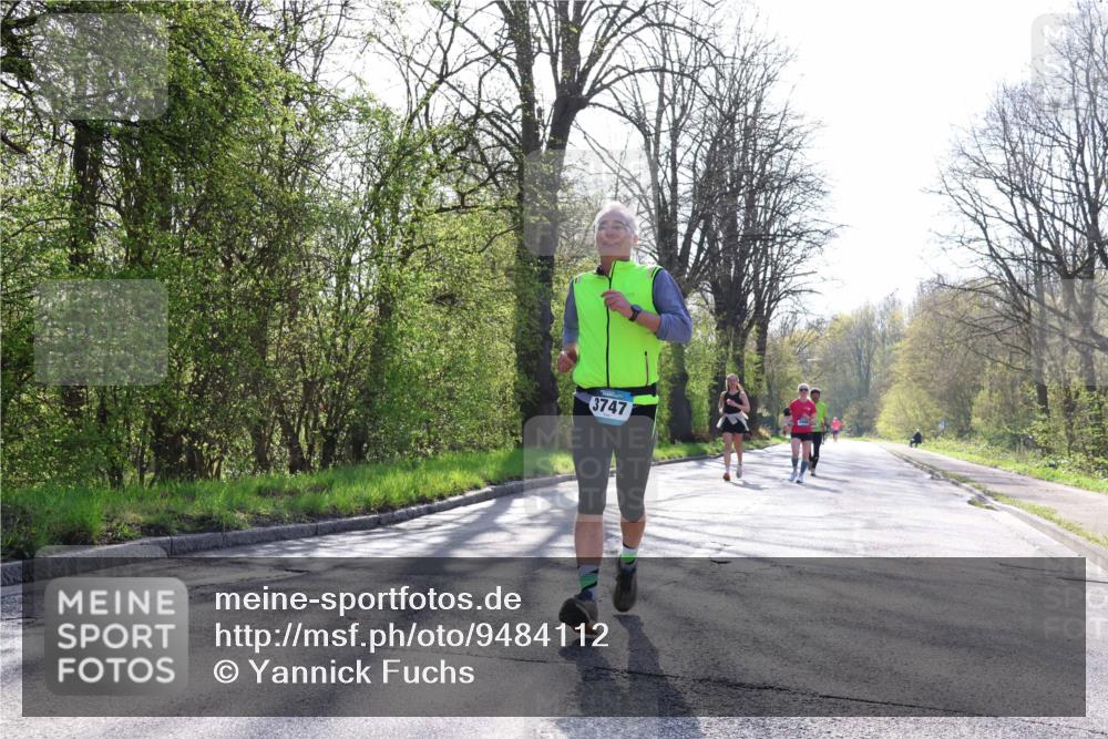 12.04.2026 - 45. Internationalen Wilhelmsburger Insellauf Yannick Fuchs http://msf.ph/oto/9484112 12.04.2026 10:33:24 Laufen 3747 meine-sportfotos.de