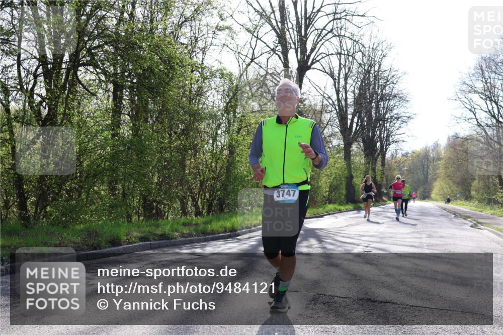 12.04.2026 - 45. Internationalen Wilhelmsburger Insellauf Yannick Fuchs http://msf.ph/oto/9484121 12.04.2026 10:33:24 Laufen 3747 meine-sportfotos.de