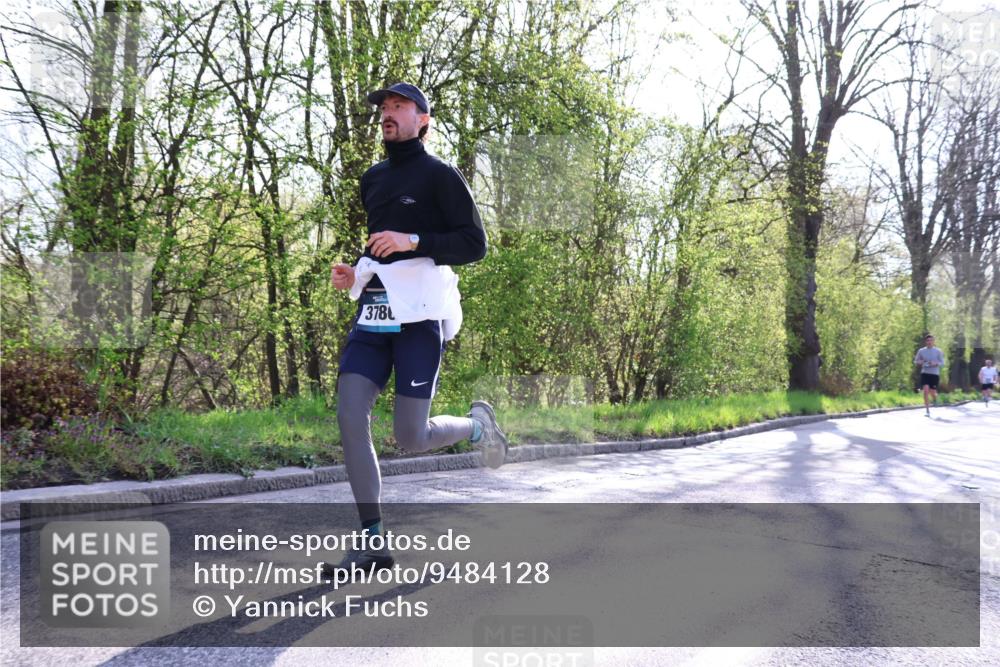 12.04.2026 - 45. Internationalen Wilhelmsburger Insellauf Yannick Fuchs http://msf.ph/oto/9484128 12.04.2026 10:26:12 Laufen 378 meine-sportfotos.de
