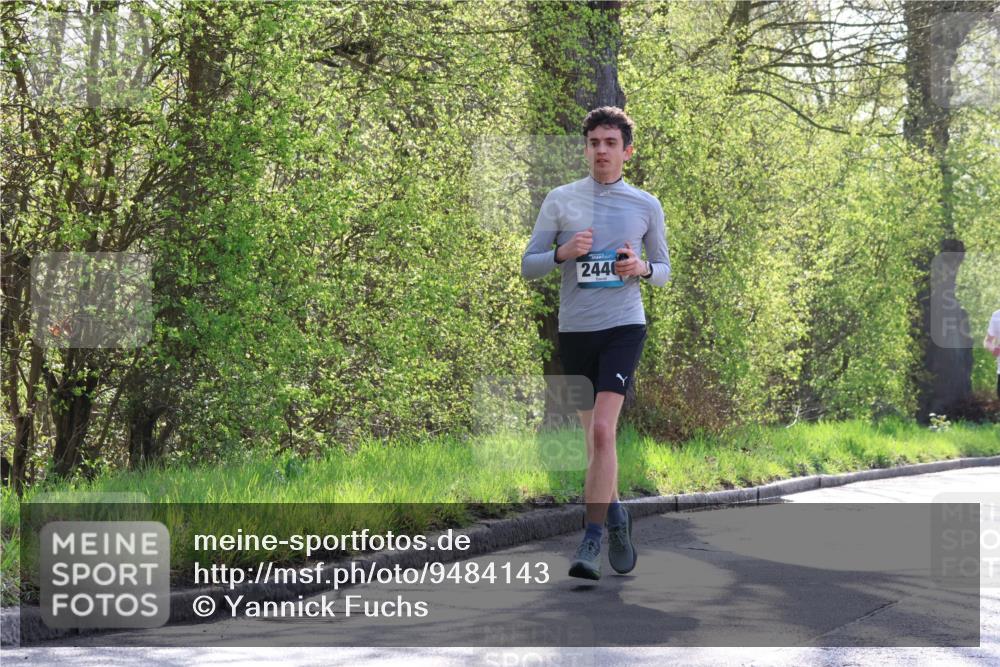 12.04.2026 - 45. Internationalen Wilhelmsburger Insellauf Yannick Fuchs http://msf.ph/oto/9484143 12.04.2026 10:26:15 Laufen 2446 meine-sportfotos.de