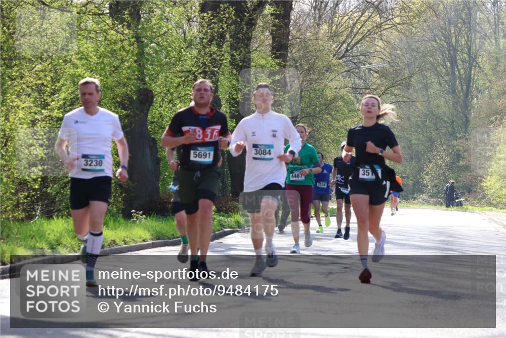 12.04.2026 - 45. Internationalen Wilhelmsburger Insellauf Yannick Fuchs http://msf.ph/oto/9484175 12.04.2026 10:26:18 Laufen 836, 3084, 5691, 3230, 4467, 3238, 544, 35 meine-sportfotos.de