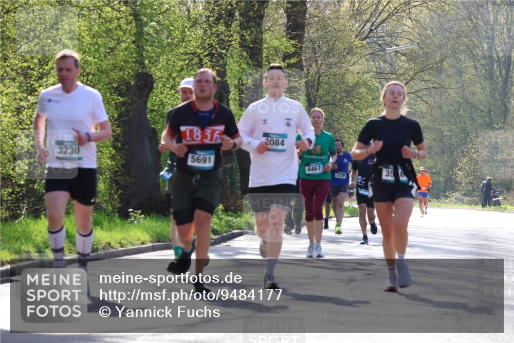 12.04.2026 - 45. Internationalen Wilhelmsburger Insellauf Yannick Fuchs http://msf.ph/oto/9484177 12.04.2026 10:26:18 Laufen 1836, 2084, 3230, 5691, 4467, 3238, 4544, 35 meine-sportfotos.de