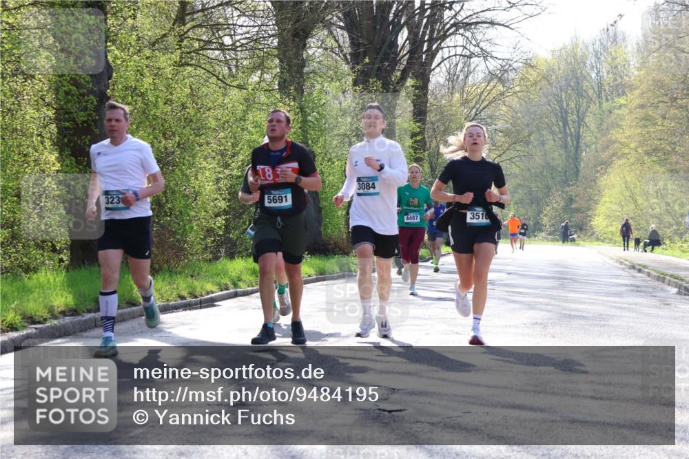 12.04.2026 - 45. Internationalen Wilhelmsburger Insellauf Yannick Fuchs http://msf.ph/oto/9484195 12.04.2026 10:26:19 Laufen 323, 18, 5691, 3084, 4467, 3516 meine-sportfotos.de