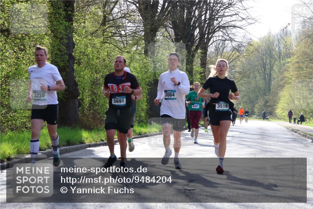 12.04.2026 - 45. Internationalen Wilhelmsburger Insellauf Yannick Fuchs http://msf.ph/oto/9484204 12.04.2026 10:26:20 Laufen 3230, 183, 5691, 3084, 4467, 3516 meine-sportfotos.de