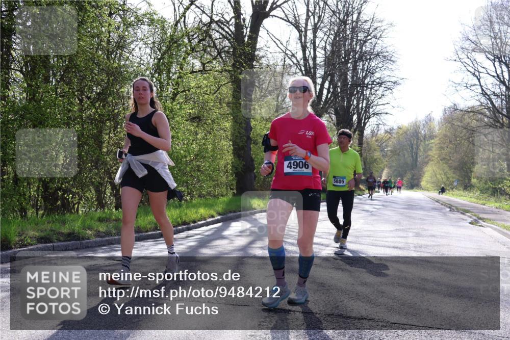 12.04.2026 - 45. Internationalen Wilhelmsburger Insellauf Yannick Fuchs http://msf.ph/oto/9484212 12.04.2026 10:33:29 Laufen 4906, 5805 meine-sportfotos.de