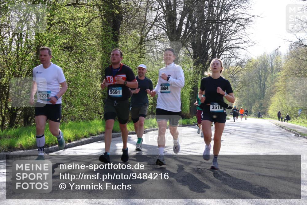 12.04.2026 - 45. Internationalen Wilhelmsburger Insellauf Yannick Fuchs http://msf.ph/oto/9484216 12.04.2026 10:26:21 Laufen 3230, 18, 5691, 3084, 3516 meine-sportfotos.de