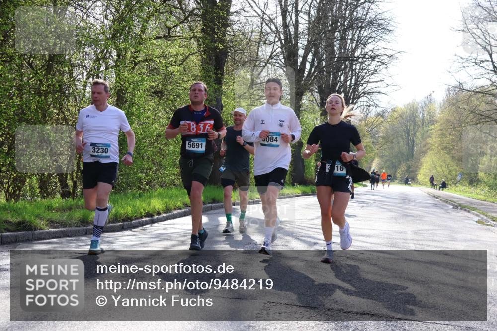 12.04.2026 - 45. Internationalen Wilhelmsburger Insellauf Yannick Fuchs http://msf.ph/oto/9484219 12.04.2026 10:26:21 Laufen 3230, 836, 5691, 5084, 16 meine-sportfotos.de