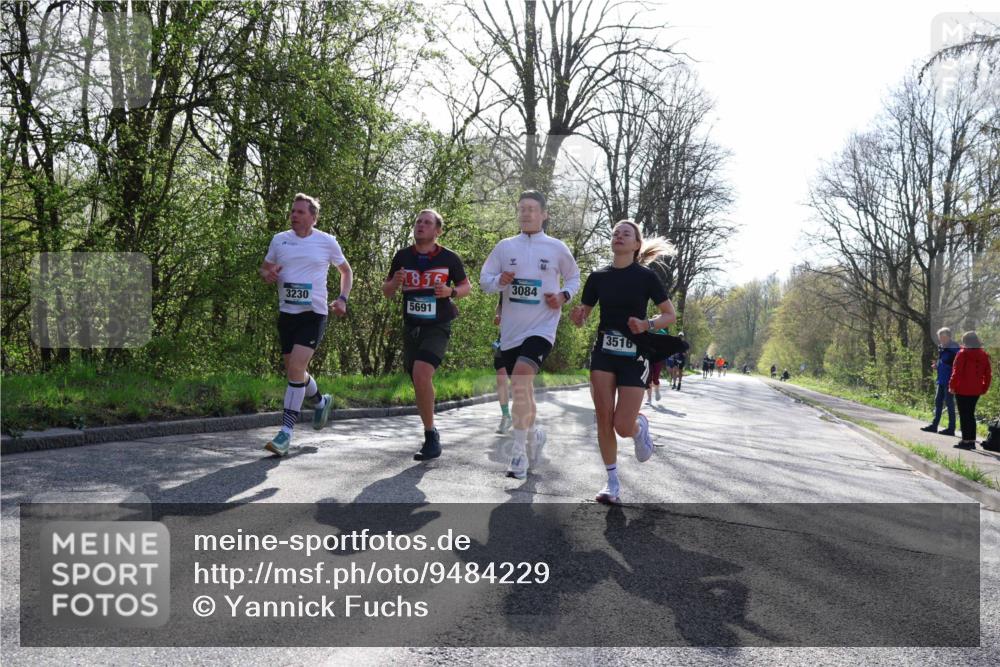 12.04.2026 - 45. Internationalen Wilhelmsburger Insellauf Yannick Fuchs http://msf.ph/oto/9484229 12.04.2026 10:26:22 Laufen 3230, 5691, 3084, 3516 meine-sportfotos.de
