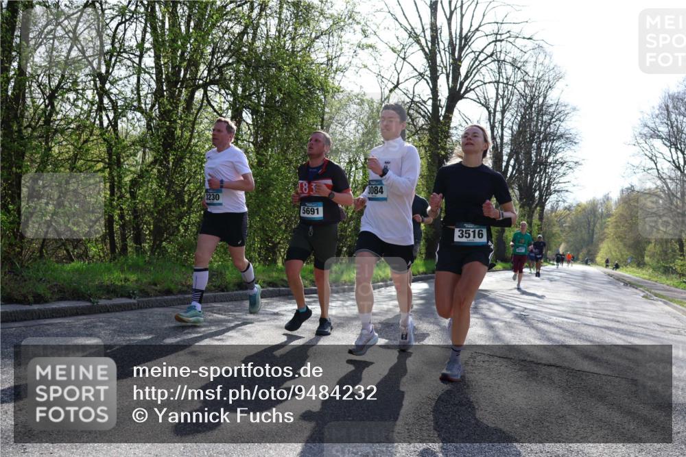 12.04.2026 - 45. Internationalen Wilhelmsburger Insellauf Yannick Fuchs http://msf.ph/oto/9484232 12.04.2026 10:26:22 Laufen 3230, 183, 5691, 3084, 3516, 4467 meine-sportfotos.de