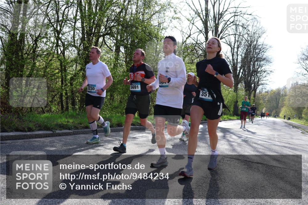 12.04.2026 - 45. Internationalen Wilhelmsburger Insellauf Yannick Fuchs http://msf.ph/oto/9484234 12.04.2026 10:26:22 Laufen 3230, 18, 5691, 351, 4467 meine-sportfotos.de