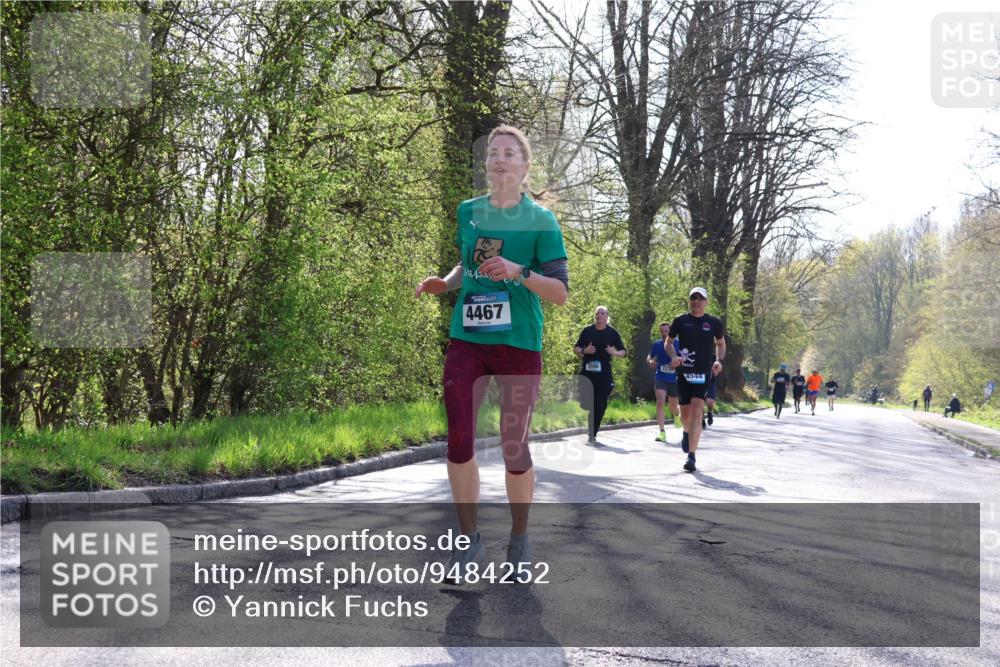 12.04.2026 - 45. Internationalen Wilhelmsburger Insellauf Yannick Fuchs http://msf.ph/oto/9484252 12.04.2026 10:26:25 Laufen 4467, 2090, 4544 meine-sportfotos.de