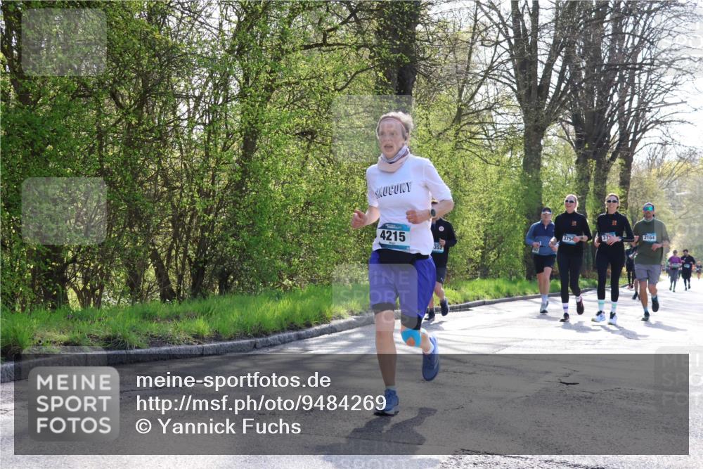 12.04.2026 - 45. Internationalen Wilhelmsburger Insellauf Yannick Fuchs http://msf.ph/oto/9484269 12.04.2026 10:45:55 Laufen 38, 38, 4215, 3754, 37, 2164, 352 meine-sportfotos.de