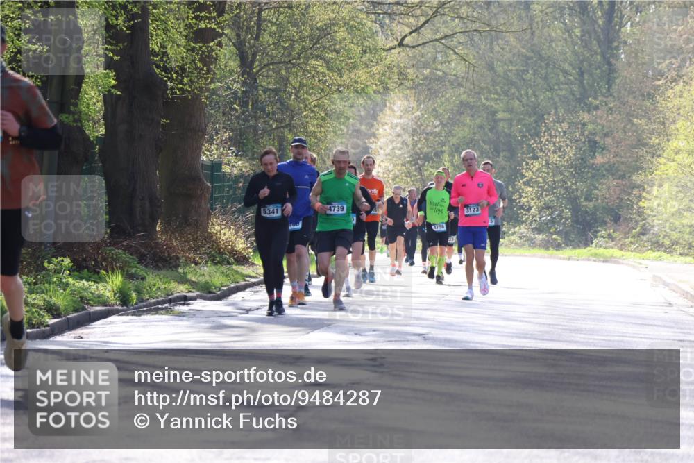 12.04.2026 - 45. Internationalen Wilhelmsburger Insellauf Yannick Fuchs http://msf.ph/oto/9484287 12.04.2026 10:33:34 Laufen 5341, 400, 4739, 4758, 3173 meine-sportfotos.de