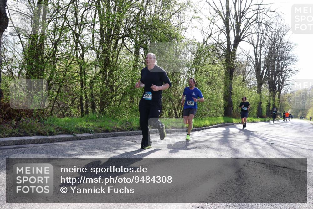 12.04.2026 - 45. Internationalen Wilhelmsburger Insellauf Yannick Fuchs http://msf.ph/oto/9484308 12.04.2026 10:26:30 Laufen 2090, 3238, 2542 meine-sportfotos.de