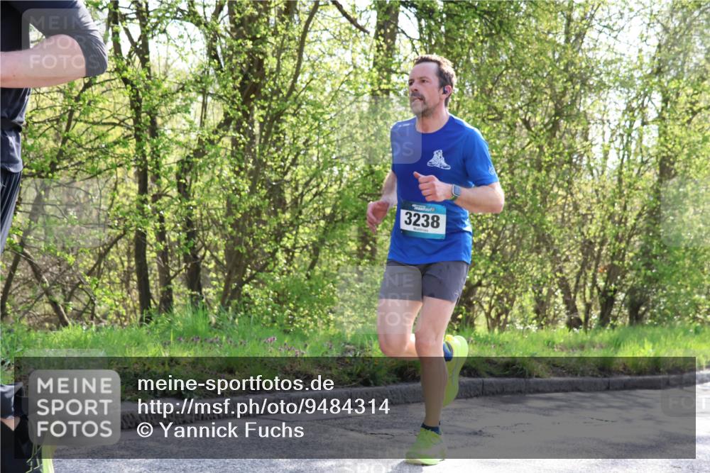 12.04.2026 - 45. Internationalen Wilhelmsburger Insellauf Yannick Fuchs http://msf.ph/oto/9484314 12.04.2026 10:26:30 Laufen 3238 meine-sportfotos.de