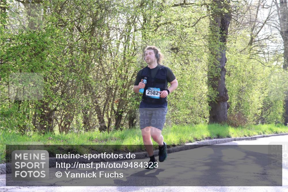12.04.2026 - 45. Internationalen Wilhelmsburger Insellauf Yannick Fuchs http://msf.ph/oto/9484323 12.04.2026 10:26:32 Laufen 2582 meine-sportfotos.de