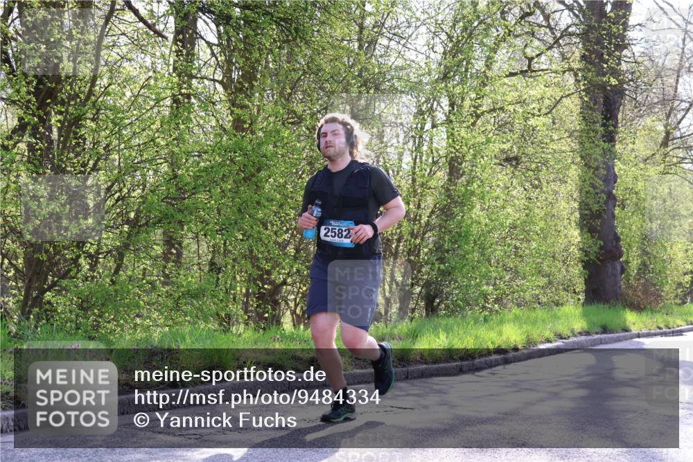 12.04.2026 - 45. Internationalen Wilhelmsburger Insellauf Yannick Fuchs http://msf.ph/oto/9484334 12.04.2026 10:26:32 Laufen 2582 meine-sportfotos.de