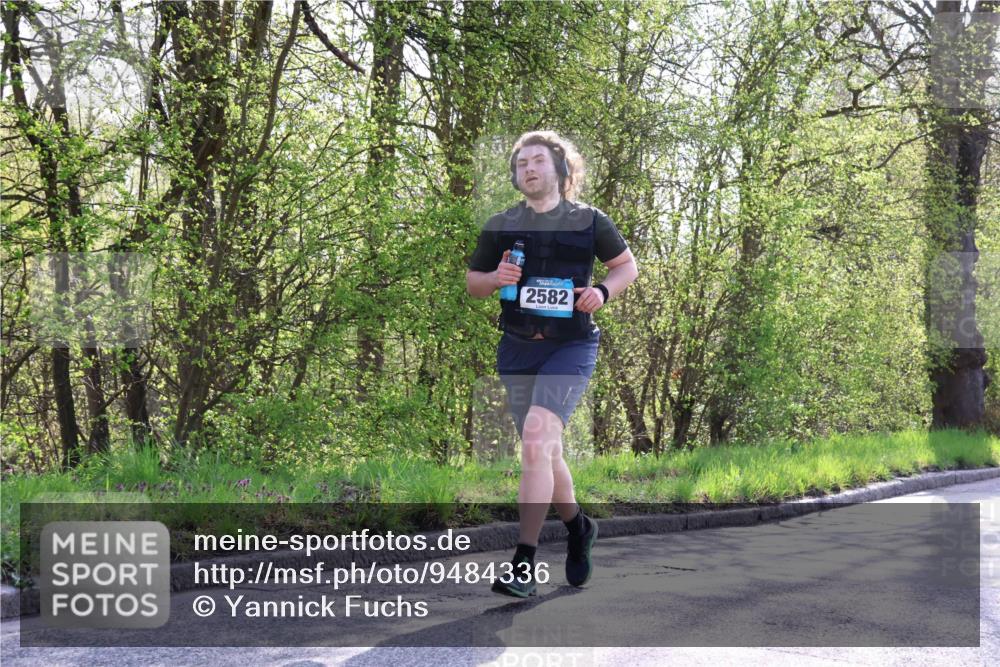 12.04.2026 - 45. Internationalen Wilhelmsburger Insellauf Yannick Fuchs http://msf.ph/oto/9484336 12.04.2026 10:26:32 Laufen 2582 meine-sportfotos.de