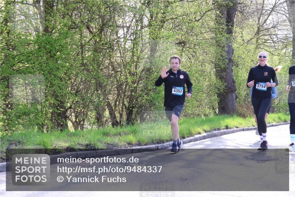 12.04.2026 - 45. Internationalen Wilhelmsburger Insellauf Yannick Fuchs http://msf.ph/oto/9484337 12.04.2026 10:45:57 Laufen 4352, 28, 3754 meine-sportfotos.de