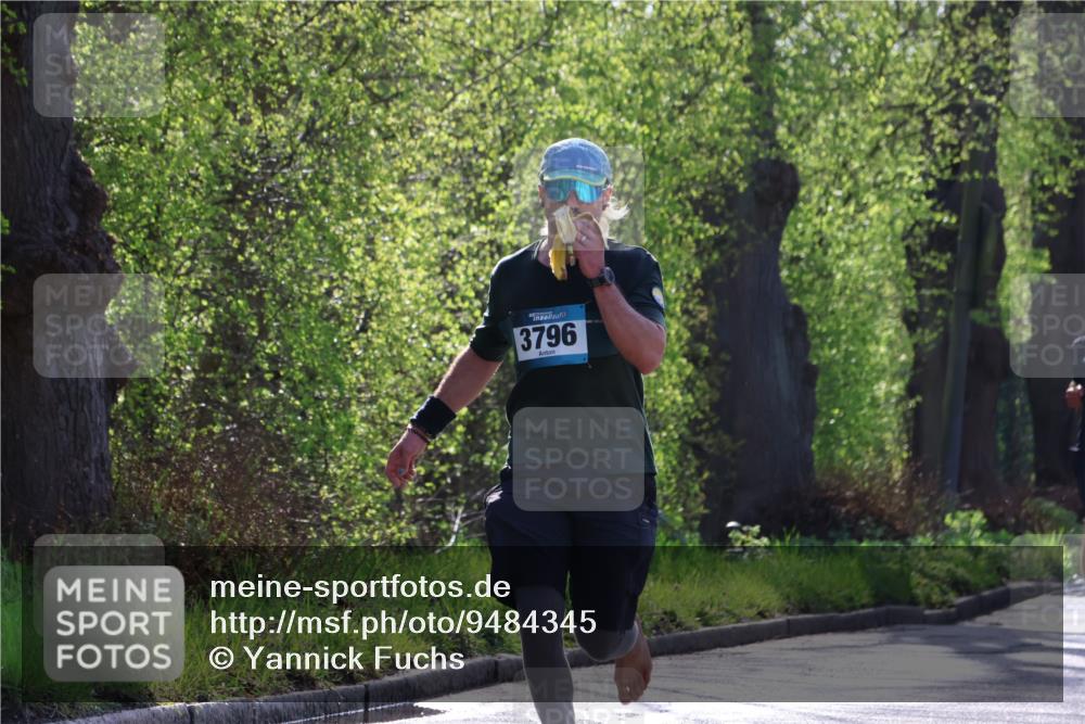 12.04.2026 - 45. Internationalen Wilhelmsburger Insellauf Yannick Fuchs http://msf.ph/oto/9484345 12.04.2026 10:26:34 Laufen 3796 meine-sportfotos.de