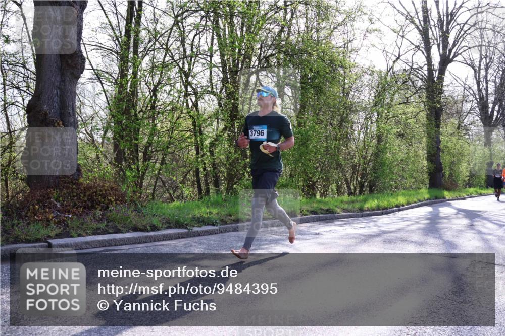 12.04.2026 - 45. Internationalen Wilhelmsburger Insellauf Yannick Fuchs http://msf.ph/oto/9484395 12.04.2026 10:26:38 Laufen 3796 meine-sportfotos.de