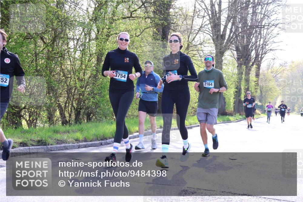12.04.2026 - 45. Internationalen Wilhelmsburger Insellauf Yannick Fuchs http://msf.ph/oto/9484398 12.04.2026 10:45:59 Laufen 52, 28, 3754, 2164 meine-sportfotos.de