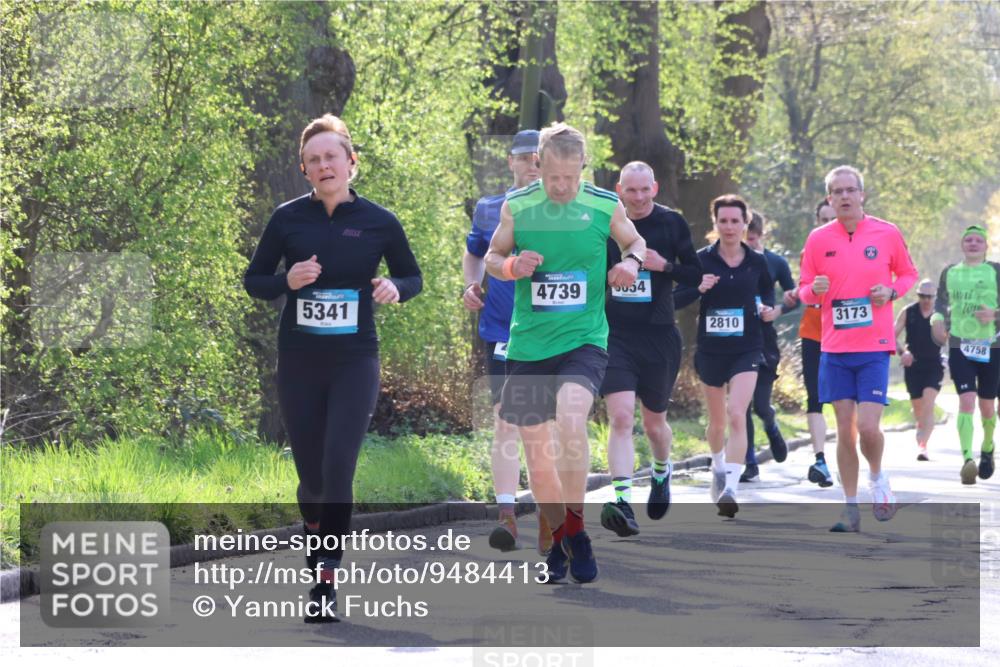12.04.2026 - 45. Internationalen Wilhelmsburger Insellauf Yannick Fuchs http://msf.ph/oto/9484413 12.04.2026 10:33:41 Laufen 5341, 4739, 5054, 2810, 3173, 4758 meine-sportfotos.de