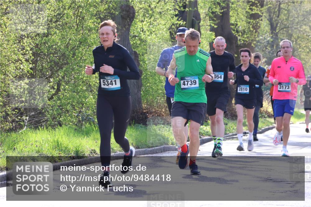 12.04.2026 - 45. Internationalen Wilhelmsburger Insellauf Yannick Fuchs http://msf.ph/oto/9484418 12.04.2026 10:33:41 Laufen 5341, 4739, 054, 3173, 2810 meine-sportfotos.de