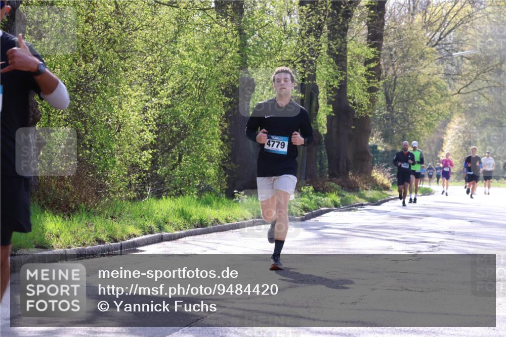 12.04.2026 - 45. Internationalen Wilhelmsburger Insellauf Yannick Fuchs http://msf.ph/oto/9484420 12.04.2026 10:26:41 Laufen 4779 meine-sportfotos.de
