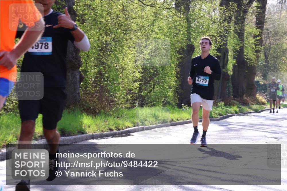 12.04.2026 - 45. Internationalen Wilhelmsburger Insellauf Yannick Fuchs http://msf.ph/oto/9484422 12.04.2026 10:26:42 Laufen 978, 4779 meine-sportfotos.de