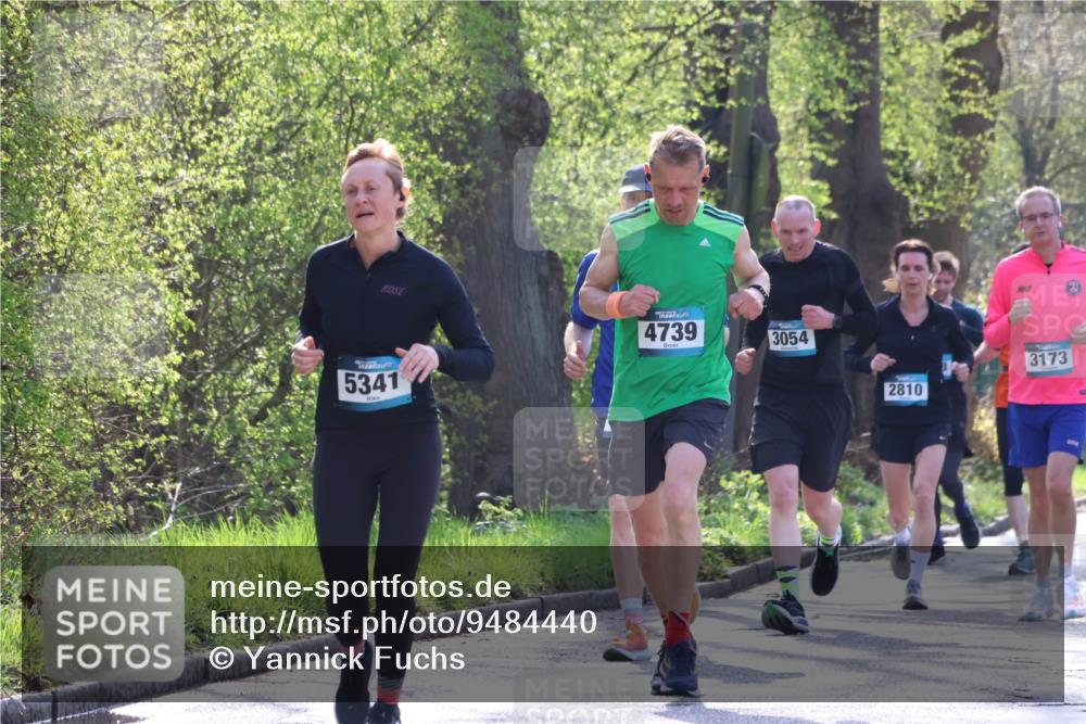 12.04.2026 - 45. Internationalen Wilhelmsburger Insellauf Yannick Fuchs http://msf.ph/oto/9484440 12.04.2026 10:33:42 Laufen 4739, 5341, 3054, 2810, 3173 meine-sportfotos.de