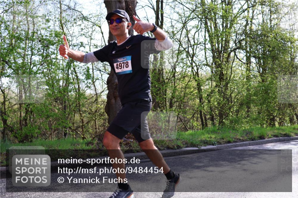 12.04.2026 - 45. Internationalen Wilhelmsburger Insellauf Yannick Fuchs http://msf.ph/oto/9484454 12.04.2026 10:26:44 Laufen 4978 meine-sportfotos.de