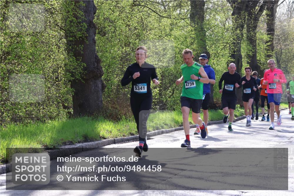 12.04.2026 - 45. Internationalen Wilhelmsburger Insellauf Yannick Fuchs http://msf.ph/oto/9484458 12.04.2026 10:33:43 Laufen 5341, 4739, 3054, 3173, 2810 meine-sportfotos.de