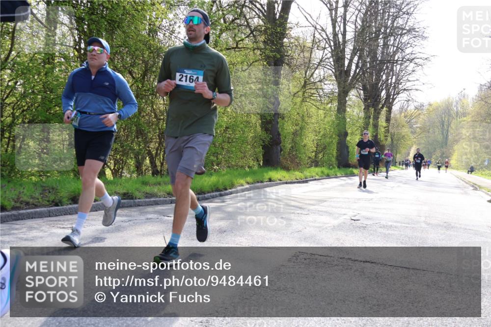 12.04.2026 - 45. Internationalen Wilhelmsburger Insellauf Yannick Fuchs http://msf.ph/oto/9484461 12.04.2026 10:46:01 Laufen 2164 meine-sportfotos.de