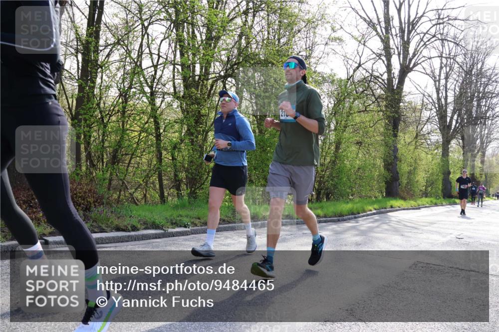 12.04.2026 - 45. Internationalen Wilhelmsburger Insellauf Yannick Fuchs http://msf.ph/oto/9484465 12.04.2026 10:46:01 Laufen 210 meine-sportfotos.de