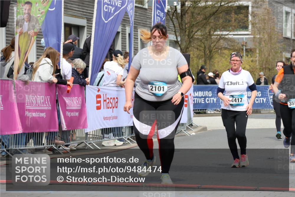 12.04.2026 - 45. Internationalen Wilhelmsburger Insellauf Strokosch-Dieckow http://msf.ph/oto/9484474 12.04.2026 13:21:34 Ziel 2363, 2101, 4417, 3552, 3551 meine-sportfotos.de