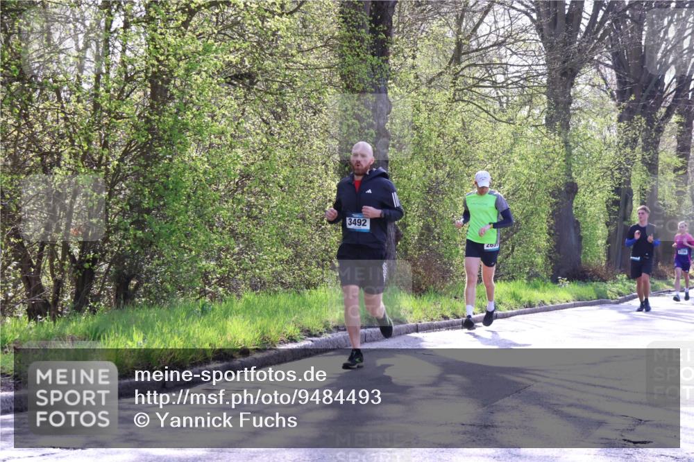 12.04.2026 - 45. Internationalen Wilhelmsburger Insellauf Yannick Fuchs http://msf.ph/oto/9484493 12.04.2026 10:26:54 Laufen 3492, 203, 2106 meine-sportfotos.de