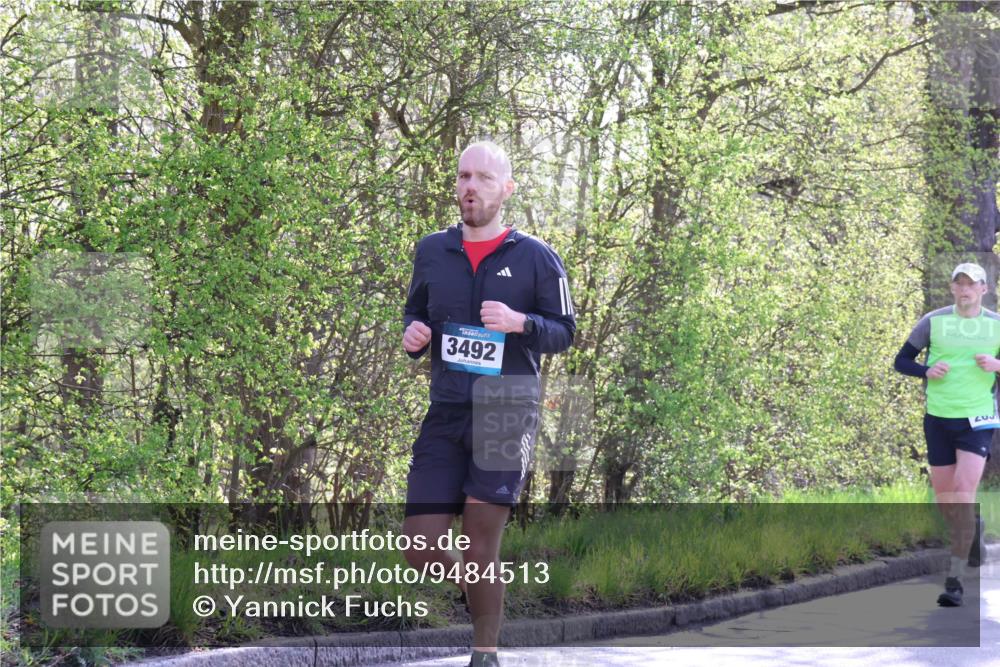 12.04.2026 - 45. Internationalen Wilhelmsburger Insellauf Yannick Fuchs http://msf.ph/oto/9484513 12.04.2026 10:26:56 Laufen 3492 meine-sportfotos.de