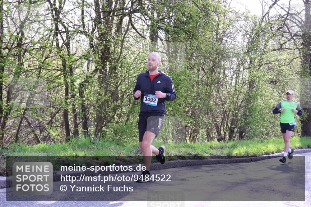 12.04.2026 - 45. Internationalen Wilhelmsburger Insellauf Yannick Fuchs http://msf.ph/oto/9484522 12.04.2026 10:26:57 Laufen 3492 meine-sportfotos.de