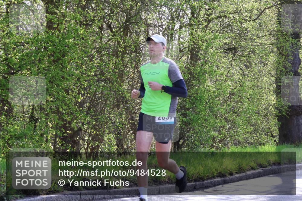 12.04.2026 - 45. Internationalen Wilhelmsburger Insellauf Yannick Fuchs http://msf.ph/oto/9484528 12.04.2026 10:26:58 Laufen 2037 meine-sportfotos.de