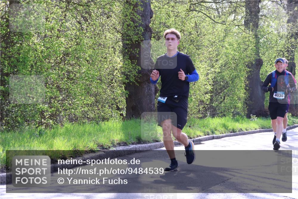 12.04.2026 - 45. Internationalen Wilhelmsburger Insellauf Yannick Fuchs http://msf.ph/oto/9484539 12.04.2026 10:26:59 Laufen 4030 meine-sportfotos.de