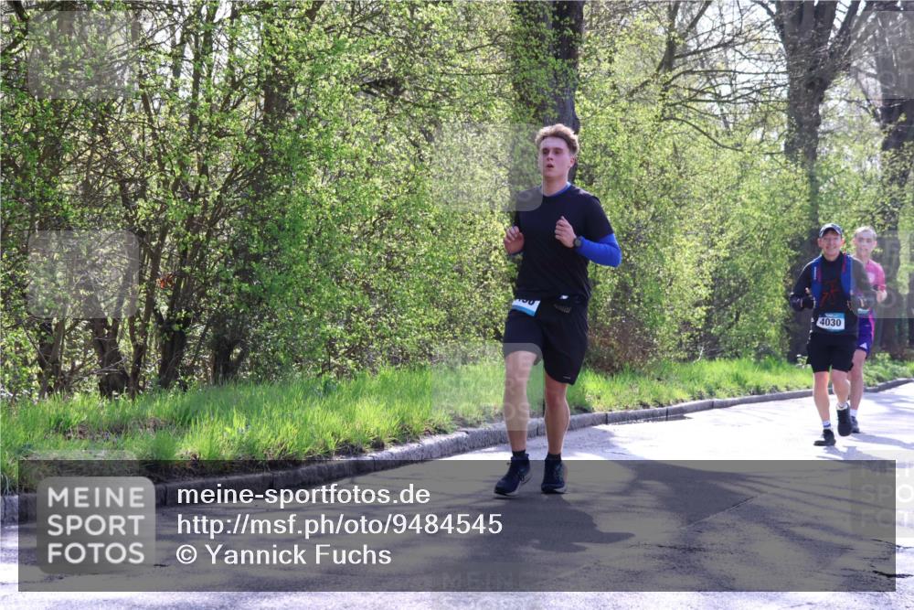 12.04.2026 - 45. Internationalen Wilhelmsburger Insellauf Yannick Fuchs http://msf.ph/oto/9484545 12.04.2026 10:27:00 Laufen 4030 meine-sportfotos.de