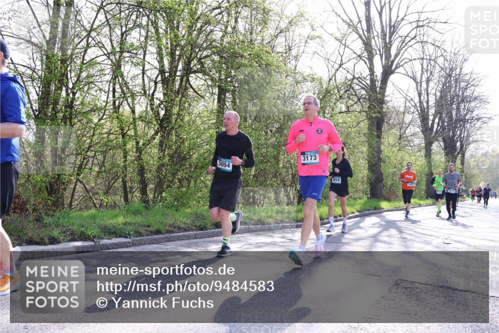 12.04.2026 - 45. Internationalen Wilhelmsburger Insellauf Yannick Fuchs http://msf.ph/oto/9484583 12.04.2026 10:33:50 Laufen 3054, 3173, 2810, 5009, 4815 meine-sportfotos.de