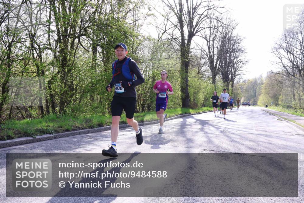 12.04.2026 - 45. Internationalen Wilhelmsburger Insellauf Yannick Fuchs http://msf.ph/oto/9484588 12.04.2026 10:27:04 Laufen 4030, 2106, 4674 meine-sportfotos.de
