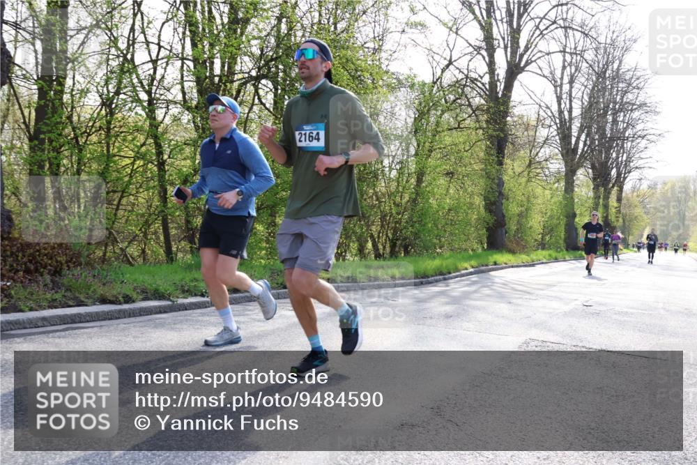 12.04.2026 - 45. Internationalen Wilhelmsburger Insellauf Yannick Fuchs http://msf.ph/oto/9484590 12.04.2026 10:46:01 Laufen 2164 meine-sportfotos.de