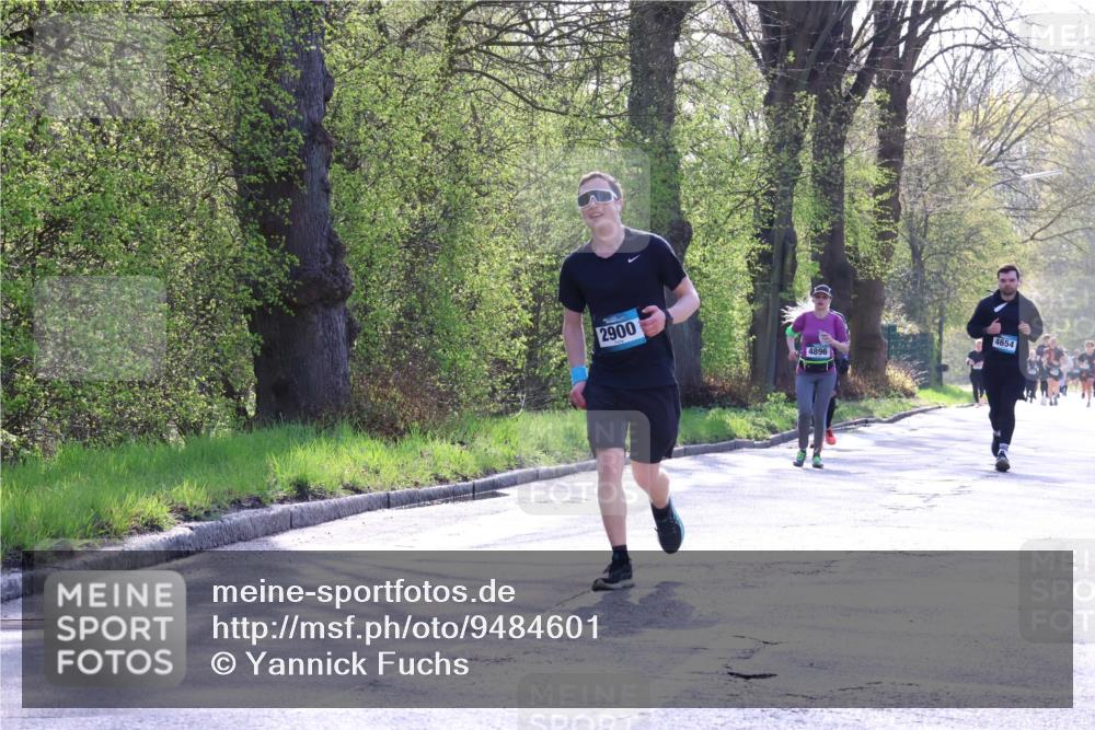 12.04.2026 - 45. Internationalen Wilhelmsburger Insellauf Yannick Fuchs http://msf.ph/oto/9484601 12.04.2026 10:46:03 Laufen 2900, 4896, 2, 4654 meine-sportfotos.de