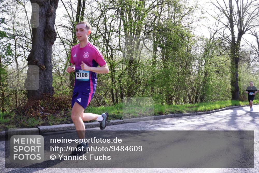 12.04.2026 - 45. Internationalen Wilhelmsburger Insellauf Yannick Fuchs http://msf.ph/oto/9484609 12.04.2026 10:27:05 Laufen 2106 meine-sportfotos.de