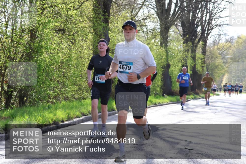12.04.2026 - 45. Internationalen Wilhelmsburger Insellauf Yannick Fuchs http://msf.ph/oto/9484619 12.04.2026 10:27:06 Laufen 21, 4679, 2548 meine-sportfotos.de