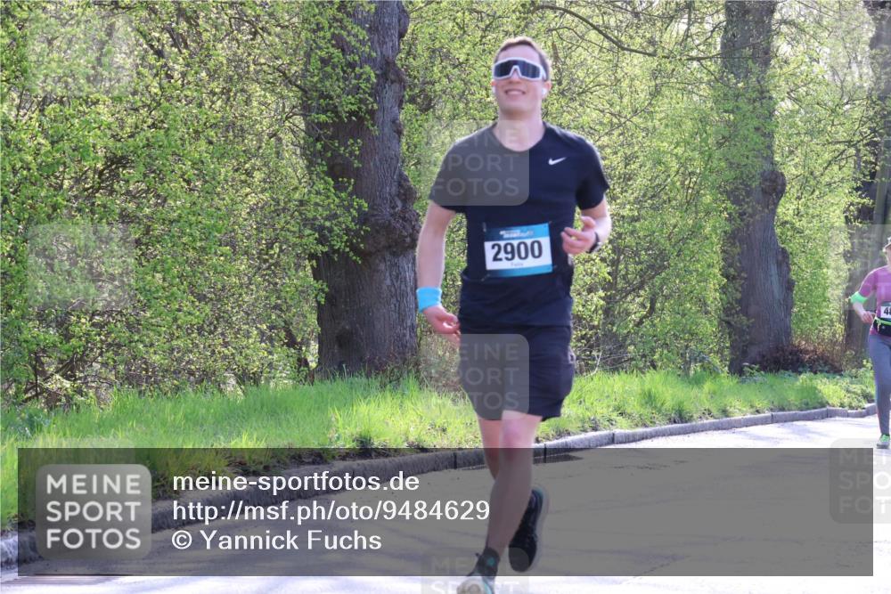 12.04.2026 - 45. Internationalen Wilhelmsburger Insellauf Yannick Fuchs http://msf.ph/oto/9484629 12.04.2026 10:46:04 Laufen 2900, 48 meine-sportfotos.de