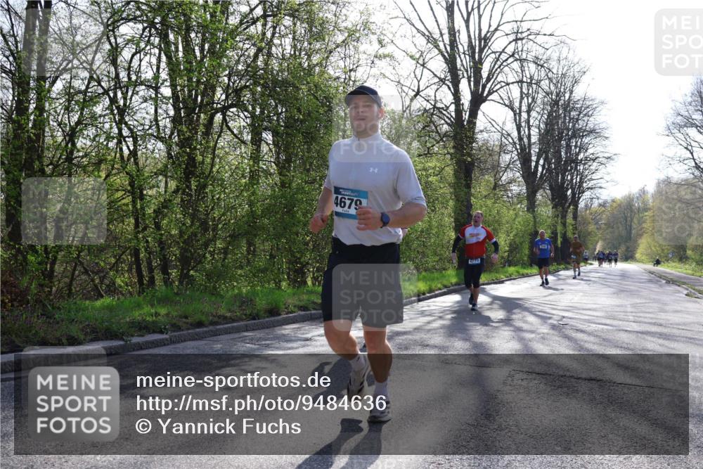 12.04.2026 - 45. Internationalen Wilhelmsburger Insellauf Yannick Fuchs http://msf.ph/oto/9484636 12.04.2026 10:27:07 Laufen 4679, 2710 meine-sportfotos.de